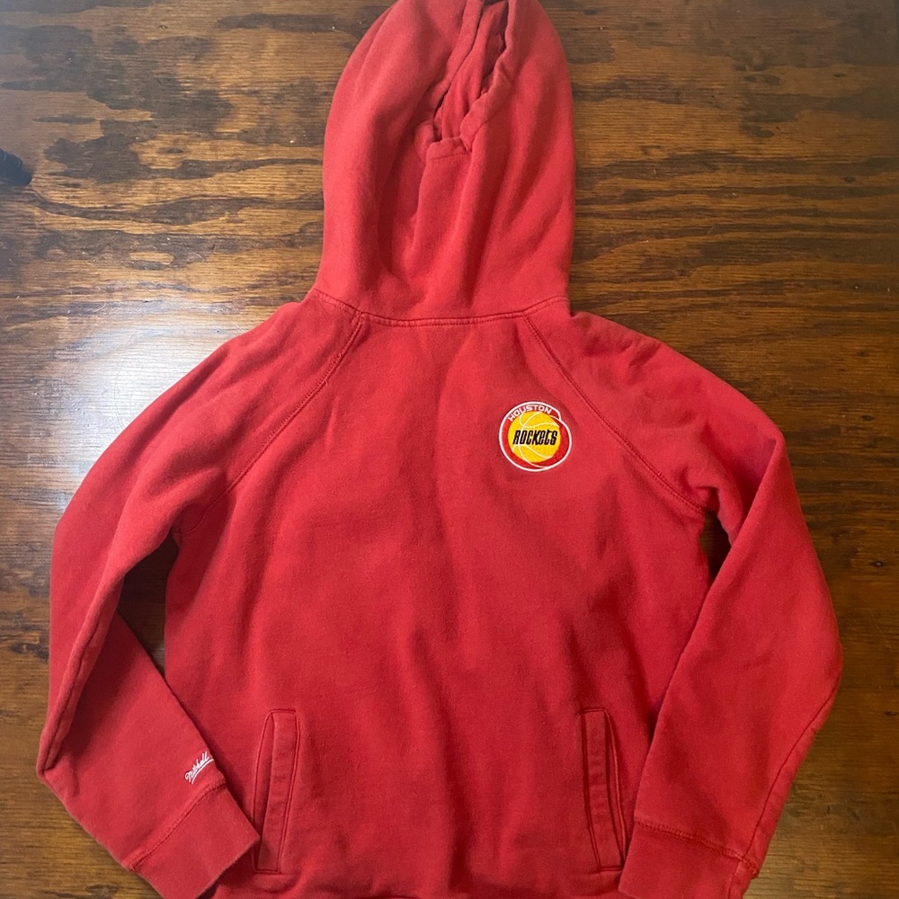 Mitchell and ness woman’s hoodie